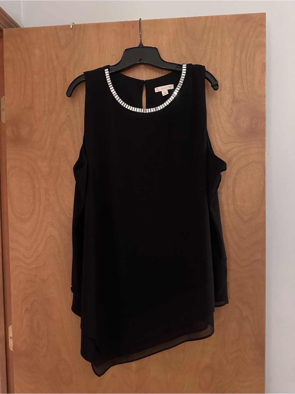 DB Plus Size Beaded Neck Asymmetrical Black Sleeveless Blouse
